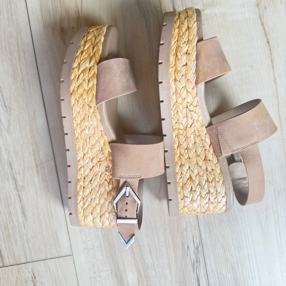 Vince Camuto Taupe Women's Sandals